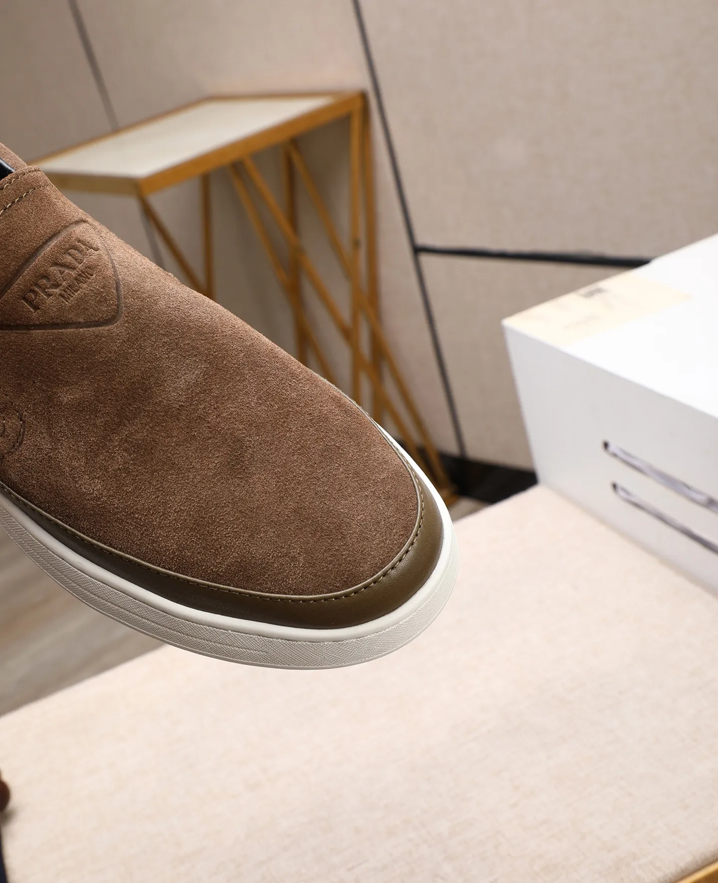 Men's men's shoes 💰440 🌹🌹[PRADA—Prada] latest model 🙈original replica! 👟👟👟Available here. The workmanship is top-notch. The upper is made of Italian 🇮🇹Imported calfskin. ❗️Breathable genuine leather lining @Suitable for travel. The original version has an enlarged engraved sole, making it suitable for all kinds of travels, showing low-key luxury. Let quality speak for itself. Color: Size: 38-44